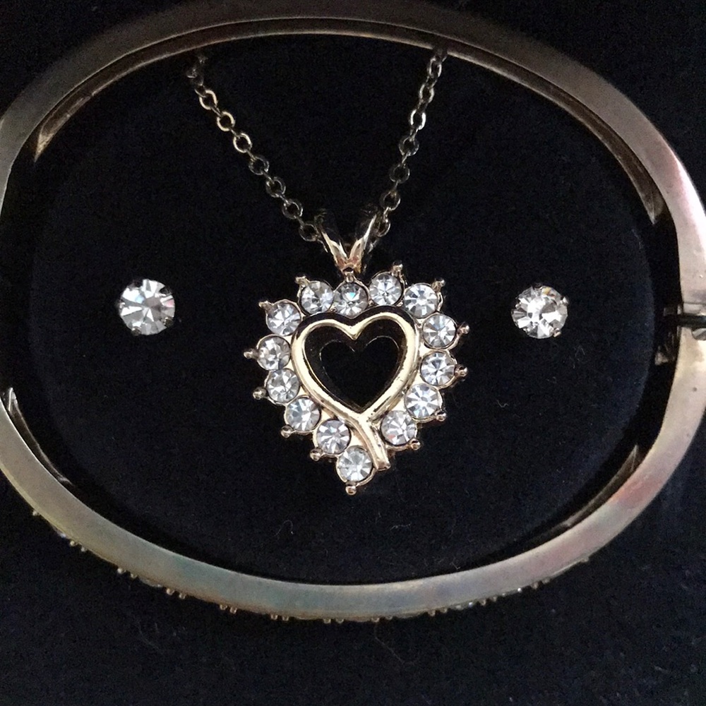 Rhinestone & Gold Necklace, Earring, Bracelet Set